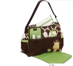 Изготовленная на заказ популярная дизайнерская пеленка младенца кладет сумку в мешки небольшого ворсистого изменяя с напечатанным логотипом